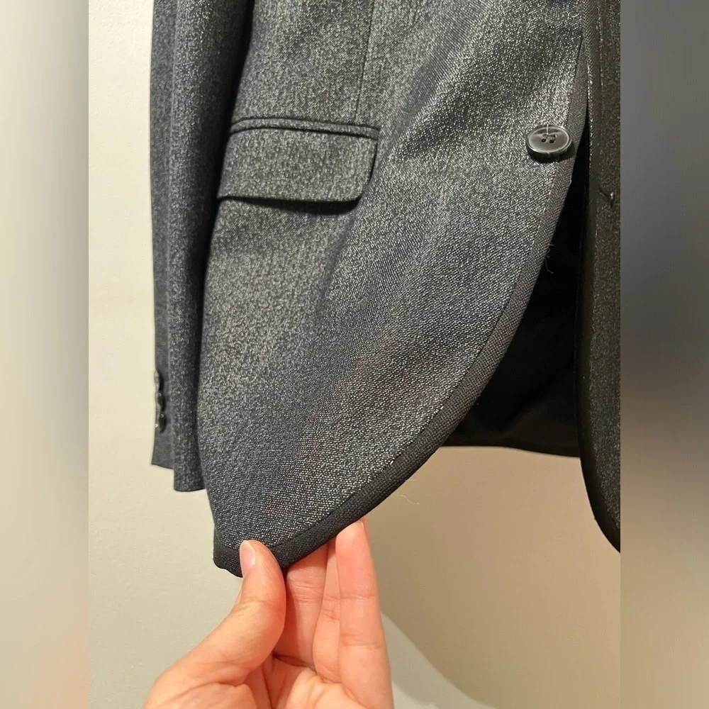 H&M charcoal and black sports coat in 40R